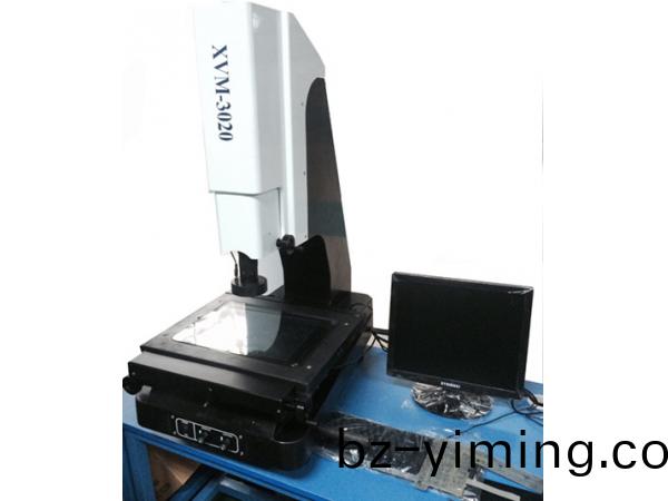 精密投(tou)影(ying)儀(yi)